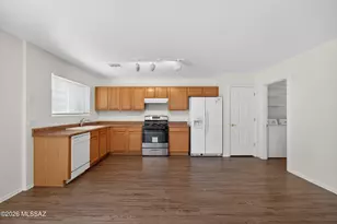 4216 E Babbling Brook Dr, Tucson, AZ 85712 - Photo 13