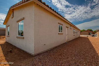 2330 W Diamond Street, Tucson, AZ 85705 - Photo 1