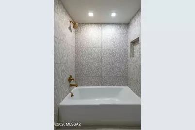 6990 N Paloma Drive, Tucson, AZ 85704 - Photo 31