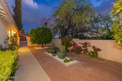 6990 N Paloma Drive, Tucson, AZ 85704 - Photo 47