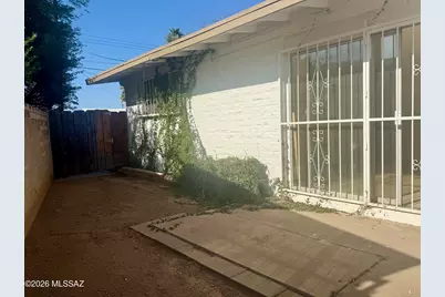 3744 E 27th Place, Tucson, AZ 85713 - Photo 17