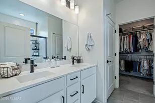 5467 W San Francisco Trl, Tucson, AZ 85742 - Photo 15