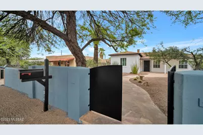 1815 E Waverly Street #1, Tucson, AZ 85719 - Photo 1