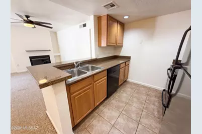 101 S Players Club Drive #9103, Tucson, AZ 85745 - Photo 15