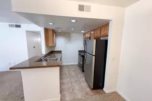 101 S Players Club Dr, Tucson, AZ 85745 - Photo 13