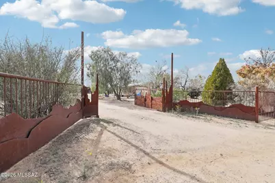 10970 S Wrangler Drive, Tucson, AZ 85736 - Photo 3