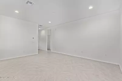 13513 N Nicholas Court, Marana, AZ 85653 - Photo 3