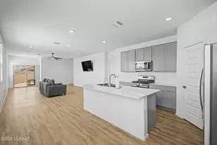 10502 W Thetford Ln, Marana, AZ 85653 - Photo 3