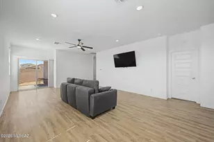 10502 W Thetford Ln, Marana, AZ 85653 - Photo 5