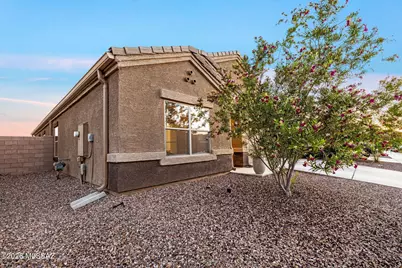 10155 N Smooth Agave Loop, Marana, AZ 85653 - Photo 3