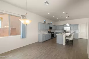 906 N Camino Cerro Morado, Green Valley, AZ 85614 - Photo 17