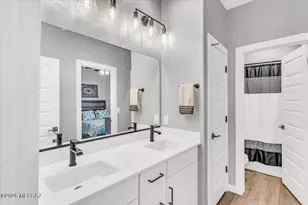 485 N White Clover Ln, Sahuarita, AZ 85629 - Photo 7