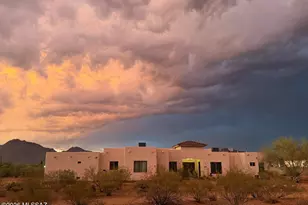 5700 W Iowa St, Tucson, AZ 85757 - Photo 1