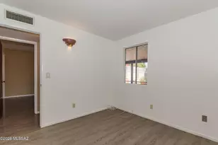 5032 E Lee St, Tucson, AZ 85712 - Photo 9