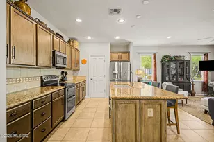 1762 E Burning Hill Dr, Green Valley, AZ 85614 - Photo 5