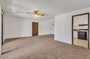 6352 N Barcelona Ln, Tucson, AZ 85704 - Photo 7
