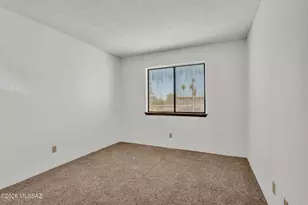 6352 N Barcelona Ln, Tucson, AZ 85704 - Photo 19