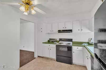 6352 N Barcelona Lane #106, Tucson, AZ 85704 - Photo 9