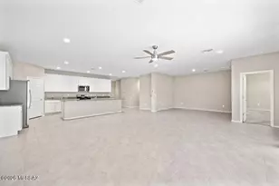 10188 N Desert Tea Dr, Marana, AZ 85653 - Photo 19