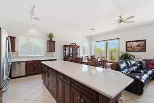 13496 N Wide View Dr, Oro Valley, AZ 85755 - Photo 17