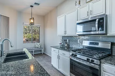 546 N Arcon Court E, Tucson, AZ 85748 - Photo 17