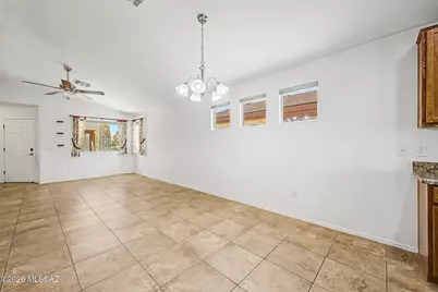8581 N Continental Links Drive, Tucson, AZ 85743 - Photo 9
