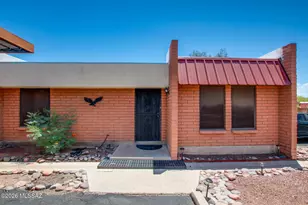 1351 S Wright Rd, Tucson, AZ 85713 - Photo 1