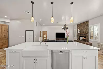 5170/5184 N Sabino Hills Drive, Tucson, AZ 85749 - Photo 11