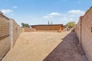 7652 E Logan Pl, Tucson, AZ 85730 - Photo 43