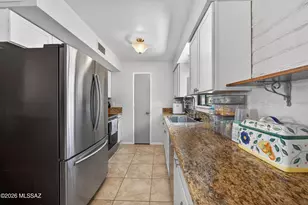 360 N Banff Ave, Tucson, AZ 85748 - Photo 11