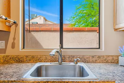 2457 N Ironwood Ridge Drive, Tucson, AZ 85745 - Photo 11