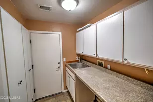 7683 W Talavera Way, Tucson, AZ 85743 - Photo 15