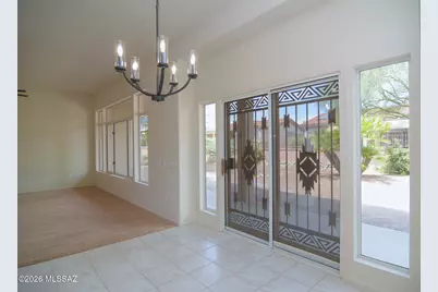 14035 N Biltmore Drive, Oro Valley, AZ 85755 - Photo 13
