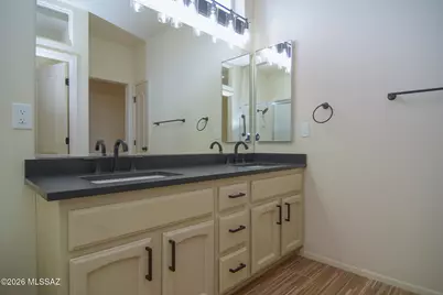 14035 N Biltmore Drive, Oro Valley, AZ 85755 - Photo 19