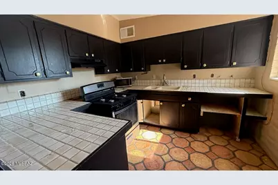 2022 S Beverly Avenue, Tucson, AZ 85711 - Photo 3