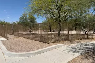 10880 E White Sage Dr, Tucson, AZ 85747 - Photo 39