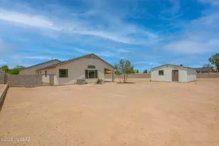 3705 W Tetakusim Rd, Tucson, AZ 85746 - Photo 5