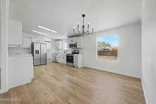 10460 W Mars Rd, Tucson, AZ 85743 - Photo 5
