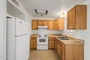 1414 E Iowa Dr, Tucson, AZ 85706 - Photo 9