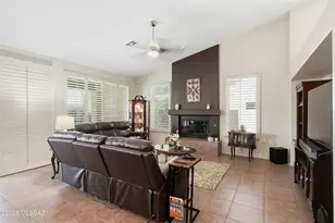 9796 E Rock Ridge Ct, Tucson, AZ 85749 - Photo 7
