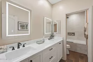 9796 E Rock Ridge Ct, Tucson, AZ 85749 - Photo 17