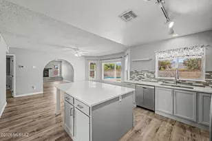 51 S Gold Mine Loop, Tucson, AZ 85748 - Photo 15
