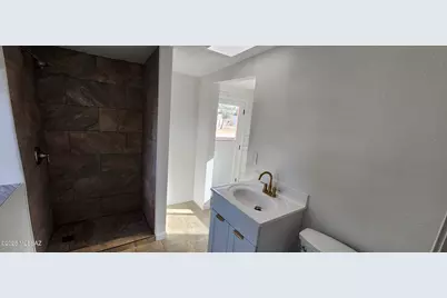 118 E Pinal Street, Huachuca City, AZ 85616 - Photo 1