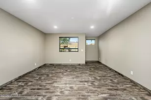 8589 N Arnold Palmer Dr, Tucson, AZ 85742 - Photo 31