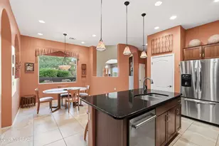 2208 W Bassett Peak Dr, Green Valley, AZ 85622 - Photo 15
