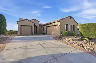 2208 W Bassett Peak Dr, Green Valley, AZ 85622 - Photo 3