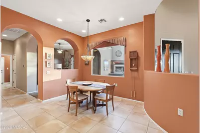 2208 W Bassett Peak Drive, Green Valley, AZ 85622 - Photo 17