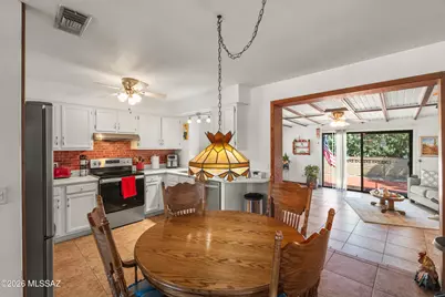 22 E La Espina, Green Valley, AZ 85614 - Photo 9