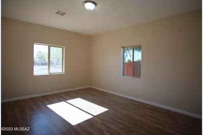 102 W District Street #1, Tucson, AZ 85714 - Photo 3