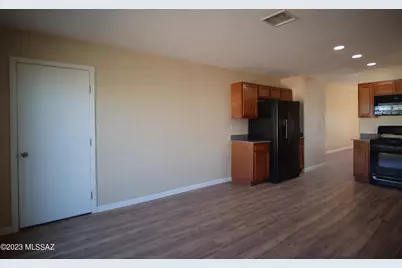 102 W District Street #1, Tucson, AZ 85714 - Photo 9